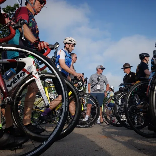 matt-phippenriders overhead view of RAGBRAI expo
